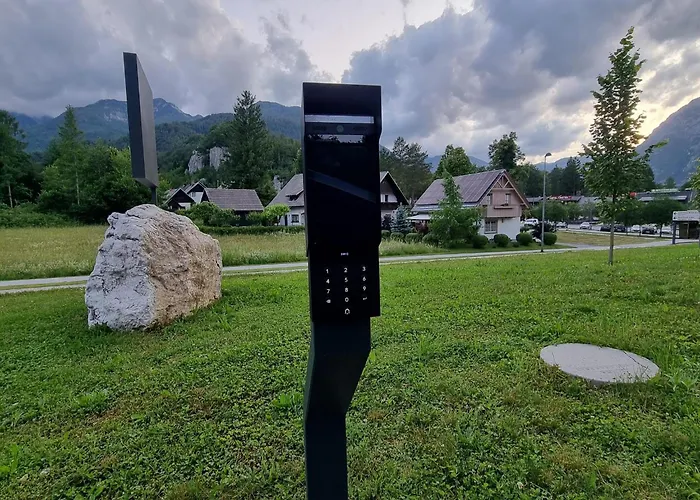 アパート With Excellent Location ボーヒニ